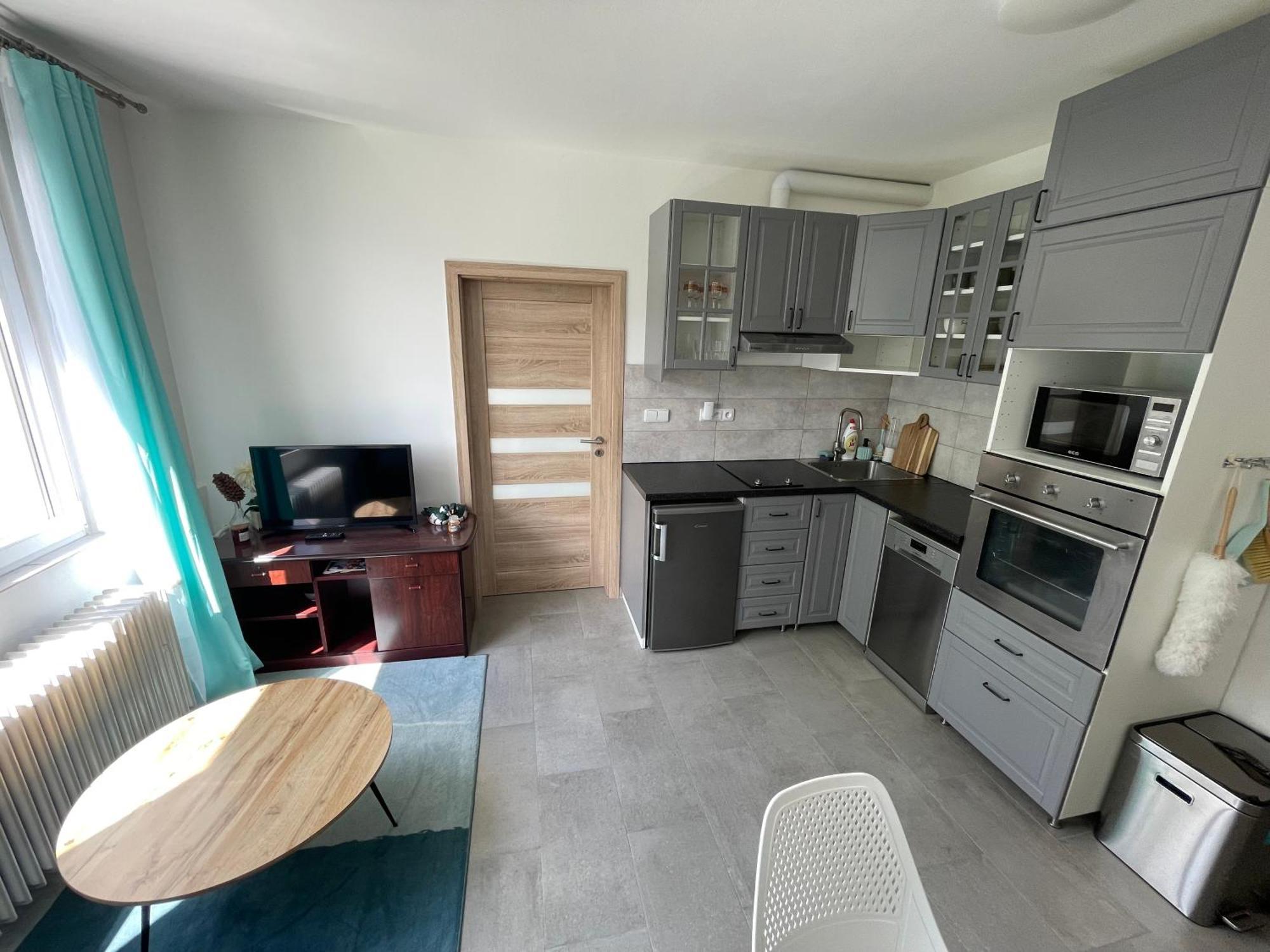 Novy Horsky Apartman V Jizerskych Horach Hejnice Bagian luar foto